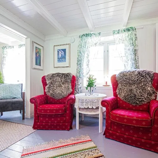 Arctic Waves Cottage, Haukland，位于莱克内斯的酒店