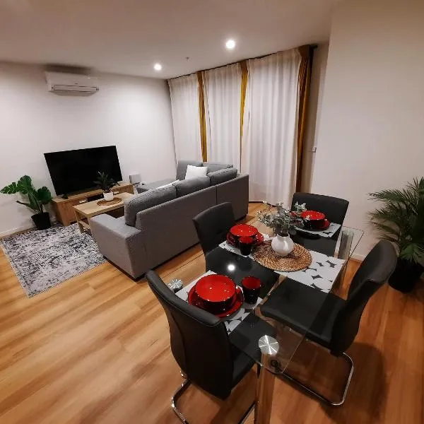 ZMITH Apartment - BROOKE, Near AIS, GIO Stadium, UC, & Nth - Canberra Hospital，位于堪培拉的酒店