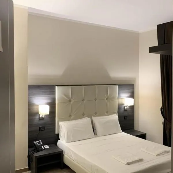 Brain Rooms，位于帕加尼的酒店