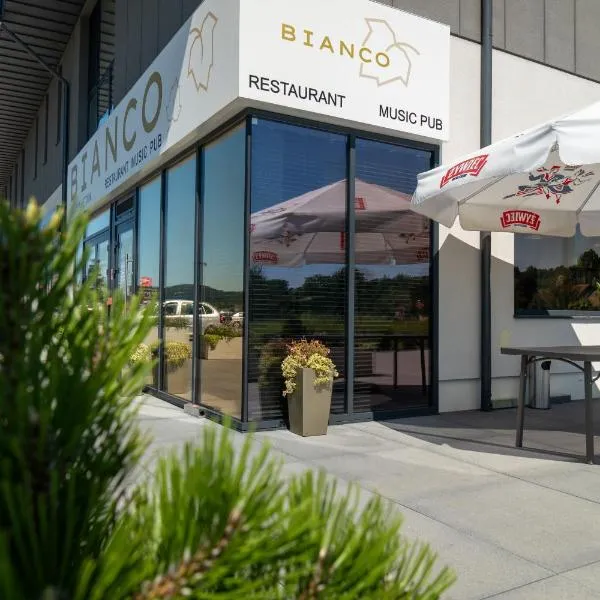 Bianco，位于Zawadka Brzostecka的酒店