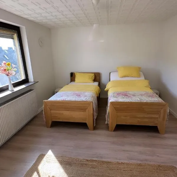 Ferienwohnung - Monteurzimmer am Aartalssee Bischoffen，位于Bischoffen的酒店