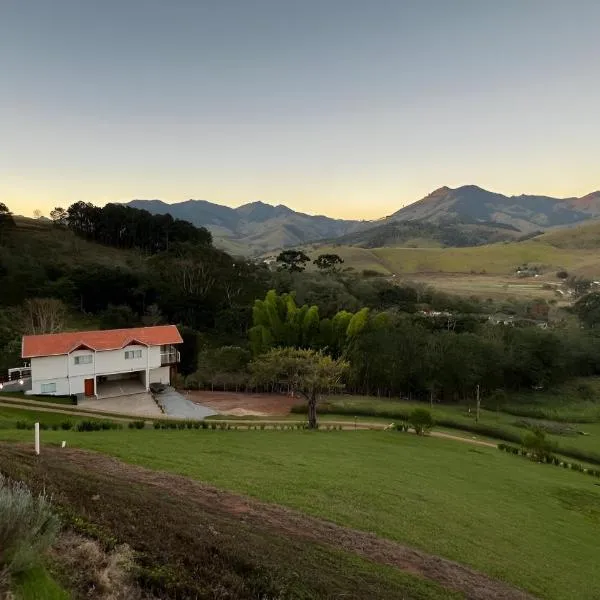 Casa com Conforto, Tranquilidade em Meio à Natureza，位于贡萨尔维斯的酒店