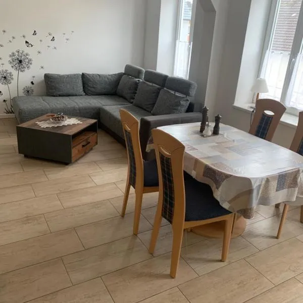 Ferienwohnung 2 Zimmer 55 qm Betten trennbar 1 Stock，位于Ilbenstadt的酒店
