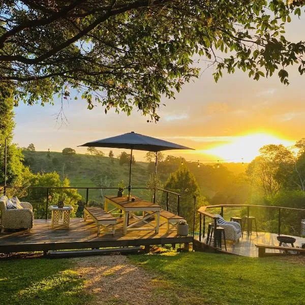 Doomben Ridge Farm House，位于Beechmont的酒店