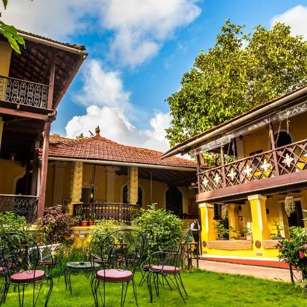 Casa Menezes - A Heritage Goan Homestay，位于Boma的酒店