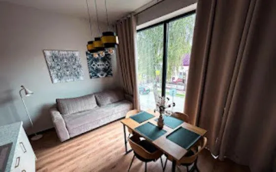 Apartament DELUX ROZTOCZE，位于卢布林地区托马舒夫的酒店