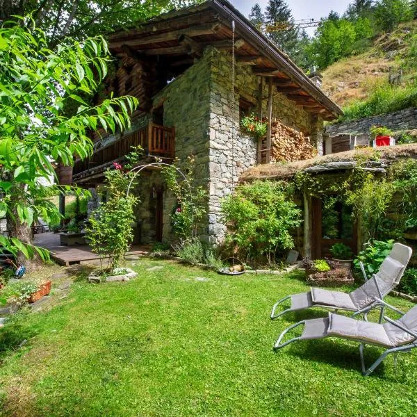 Le Chalet du Coq Rouge，位于瓦托内切的酒店