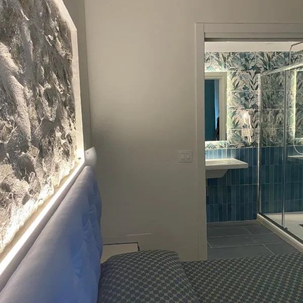 Cinquestelle Albergo del centro storico，位于帕利努罗的酒店