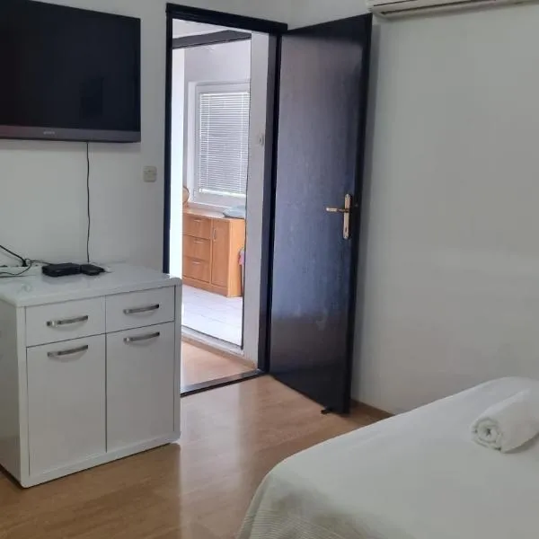 Apartment Mari，位于克鲁塞沃的酒店