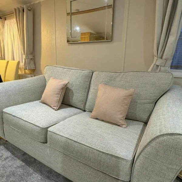 Carlisle CAMELOT HOLIDAY PARK CA65SZ MANOR，位于Longtown的酒店