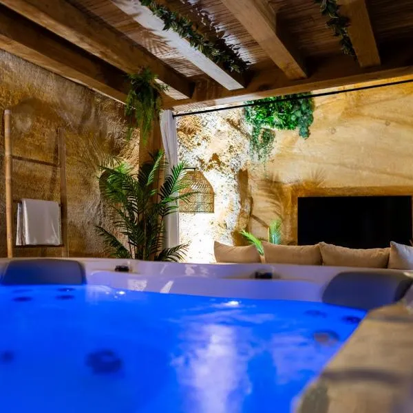 Suite troglodyte & spa privé - Luxe et détente,位于杜埃拉丰坦的酒店
