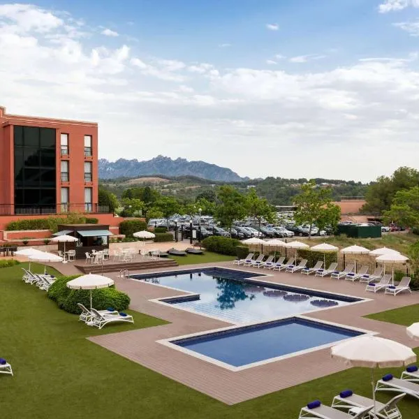 Dolce by Wyndham Barcelona Resort 4 Sup，位于圣埃斯特万-德萨斯罗维拉斯的酒店