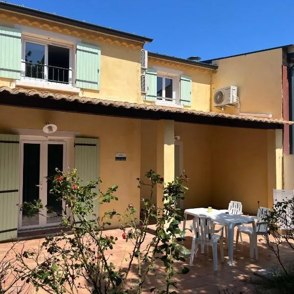 Le Gîte du Festival Sud Aqua - Avignon TGV，位于阿维尼翁的酒店