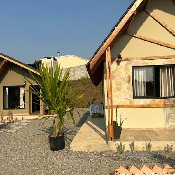 Recanto Mavi，位于圣若泽杜斯皮尼艾斯的酒店