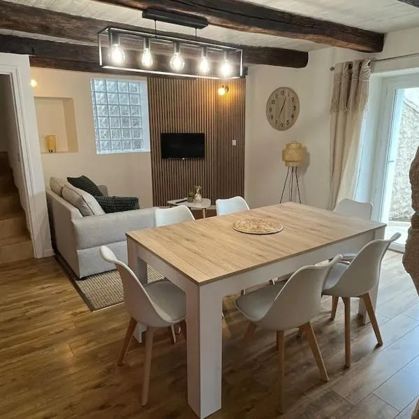 Gîte - Comme à la maison，位于Saint-Martin-la-Rivière的酒店