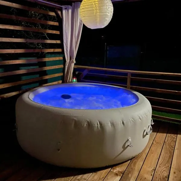L escapade nature，位于Saint-Brès的酒店