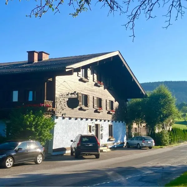 Gasthof Rösslhof，位于维尔芬翁的酒店