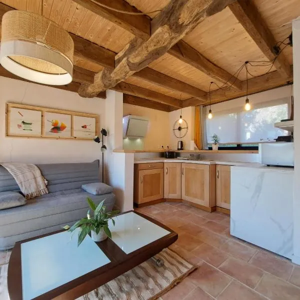Eco domaine des salamandres，位于Crach的酒店