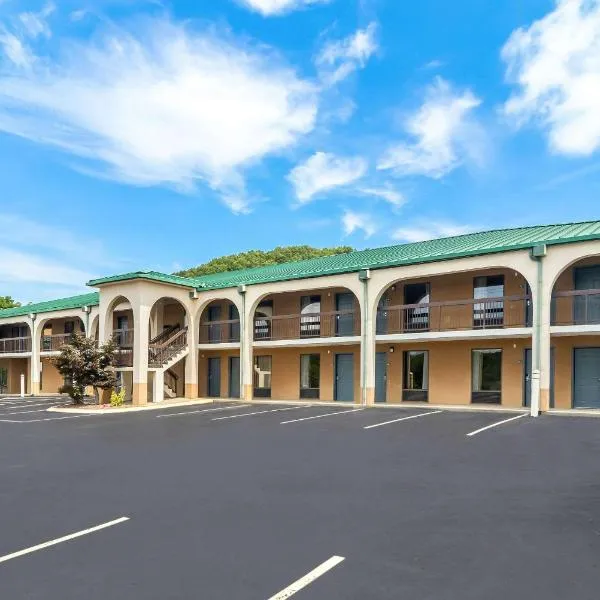 Quality Inn Russellville，位于Russellville的酒店