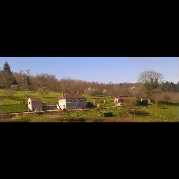 Petite maison indépendante à la campagne，位于Pierre-Buffière的酒店