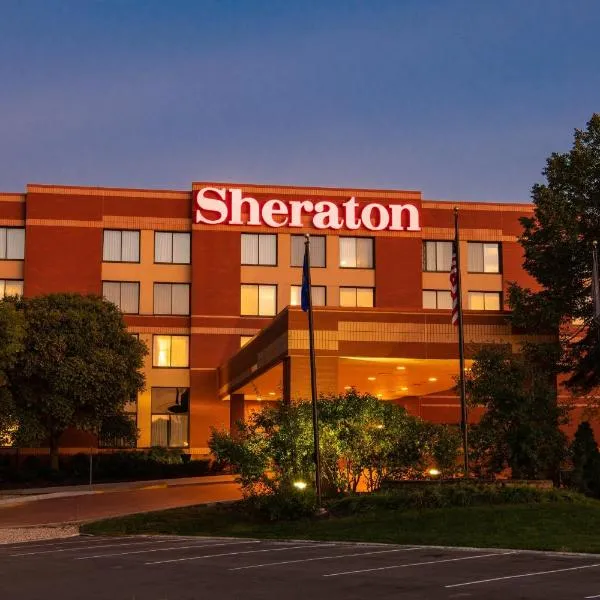 Sheraton Minneapolis West Hotel，位于普利茅斯的酒店