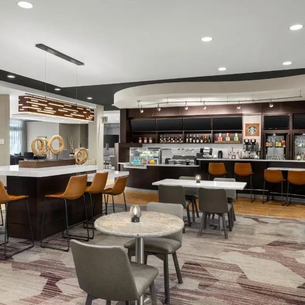 Courtyard by Marriott Omaha Bellevue at Beardmore Event Center，位于贝尔维尤的酒店