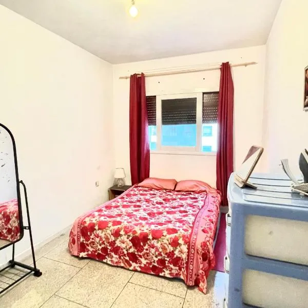 Chambre Privée en plein centre de Rabat Agdal，位于Bel Aroussi的酒店