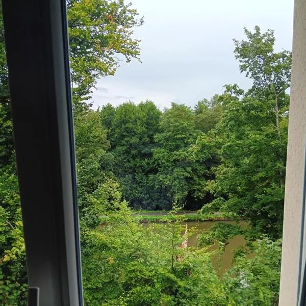 chambre privée dans une maison familiale，位于沙尔姆的酒店