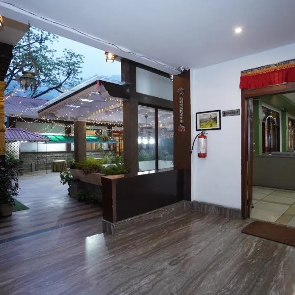 Terrace Valley Hotel，位于甘托克的酒店