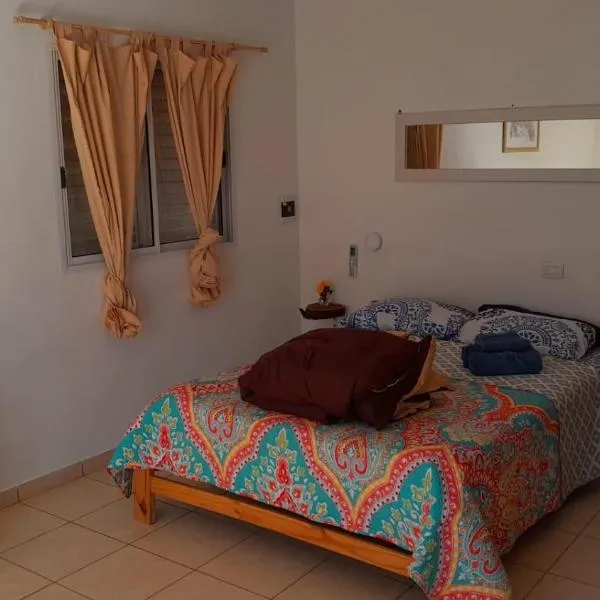 Espacio Canela monoambiente，位于拉马约的酒店