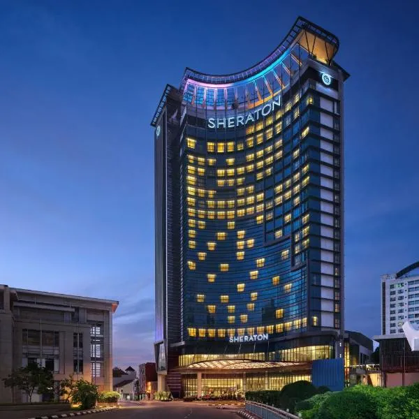 Sheraton Kuching Hotel，位于古晋的酒店