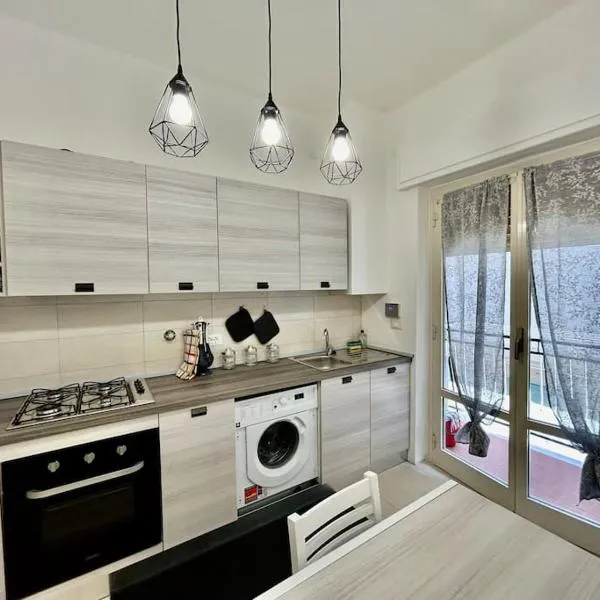 Casa Alessandra，位于阿拉西奥的酒店