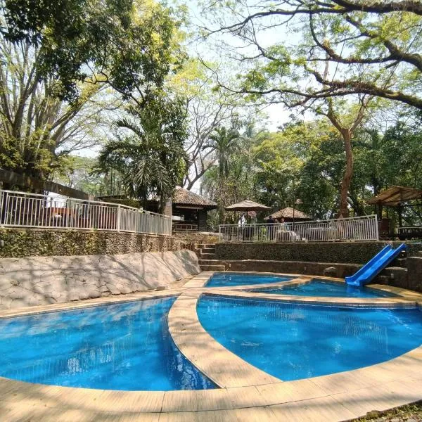 Grand Mulia Sakinah Boutique Resort Pandaan，位于岩望的酒店