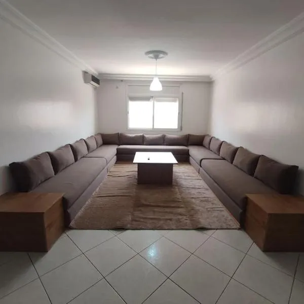 Appartement Moderne 3 Chambres，位于海米萨特的酒店