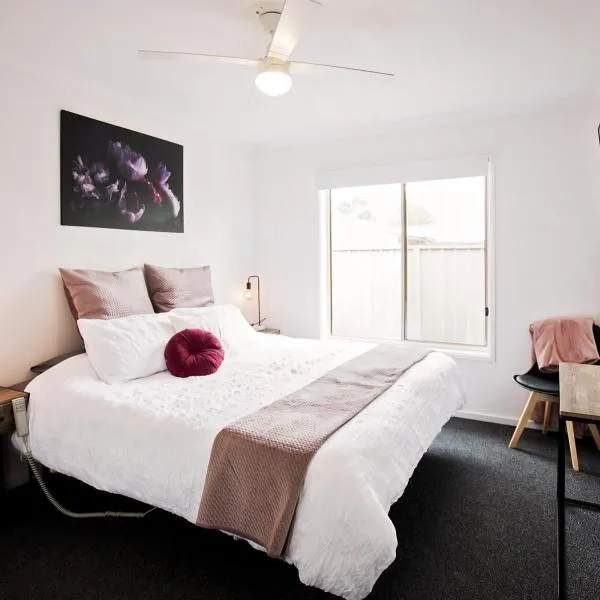 Sunny Shackell - Echuca Moama Holiday Accommodation，位于伊丘卡的酒店