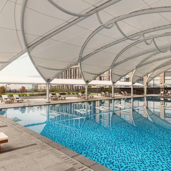 佛山顺德龙江联塑万怡酒店，位于顺德的酒店