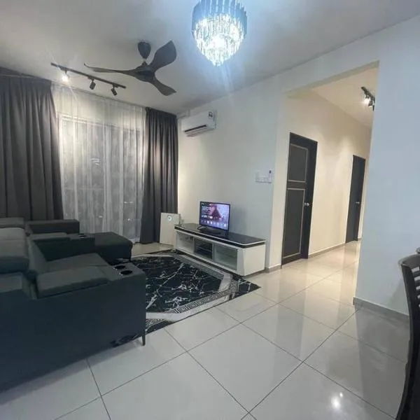 Felina Homestay Condo Selayang Batu Caves MusIim Friendly，位于吉隆坡的酒店
