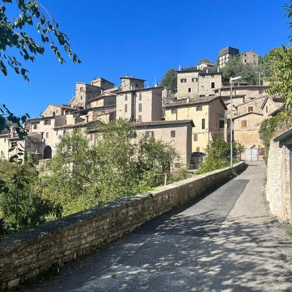 Appartamento a Valle San Martino di Spoleto，位于斯波莱托的酒店