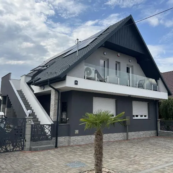 Pálma Apartman，位于柴尔凯瑟勒的酒店