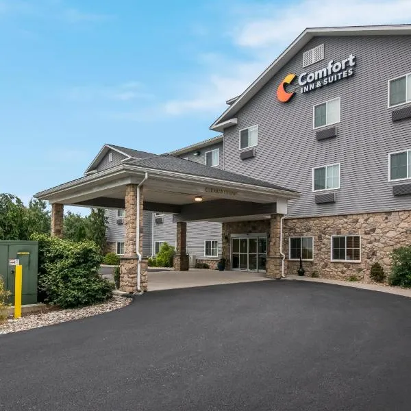 Comfort Inn & Suites Barnesville - Frackville，位于Frackville的酒店