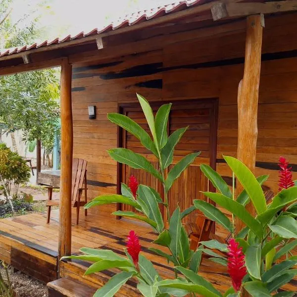 Bacalar La Fortuna Cabañas a 300m de la Laguna，位于巴卡拉尔的酒店