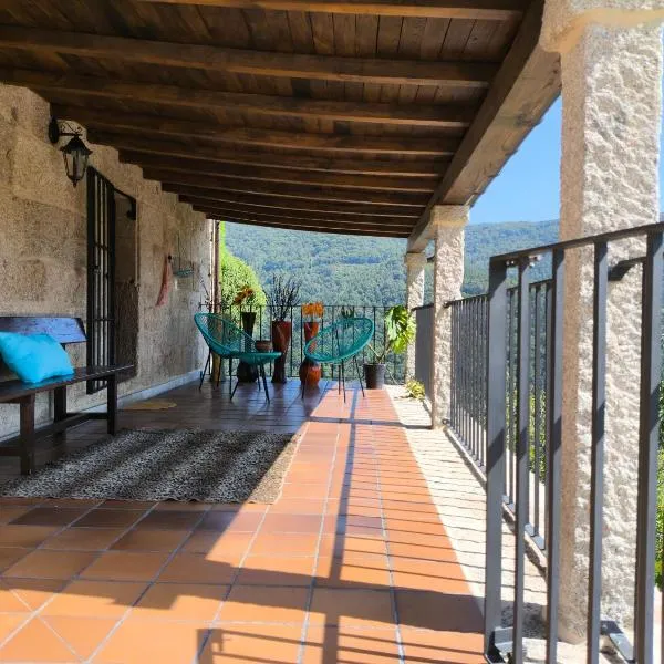Xiravai-Ribeira Sacra，位于Peares的酒店
