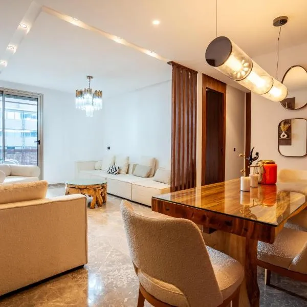 Élégance Urbaine Casa Finance city，位于LʼOasis的酒店