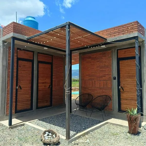 Bungalow Jabalí en Fábrica de Mezcal by Casa Oaxaca，位于San Juan Guelavía的酒店