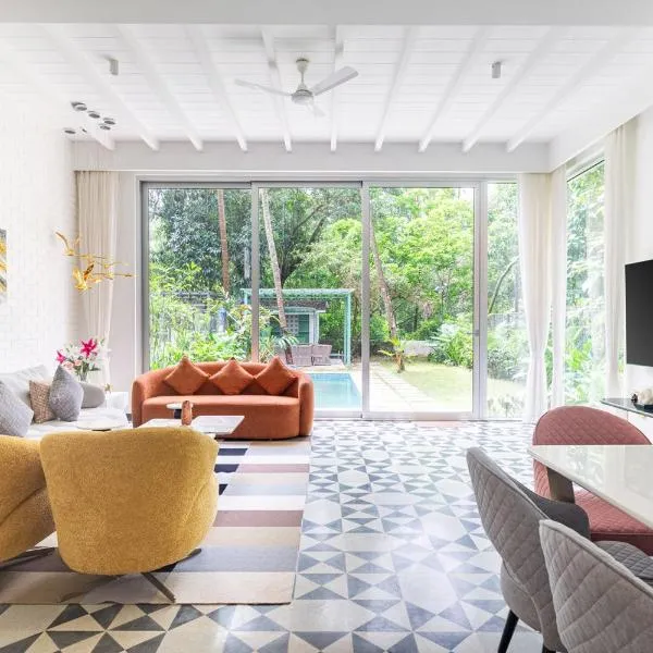 Verona by Vianaar Luxe Garden Pool Villa Assagao，位于Goa的酒店