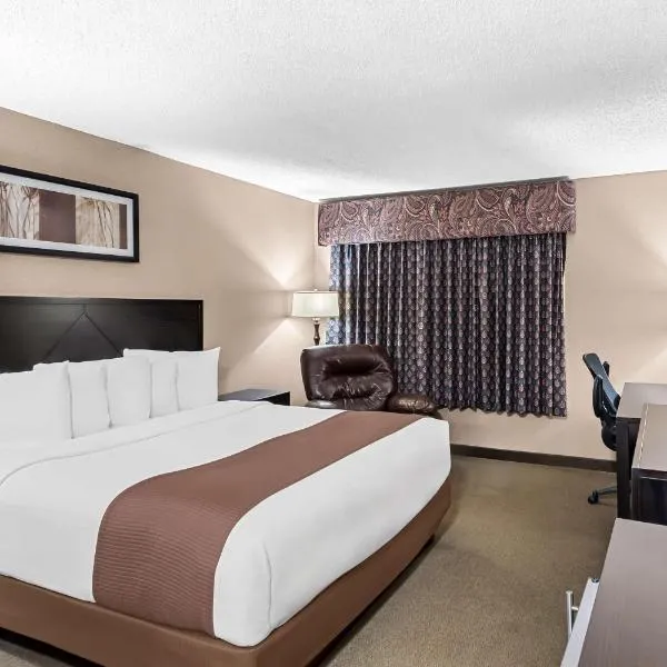 Heartland Inn & Suites, SureStay Collection by Best Western，位于Park Rapids的酒店