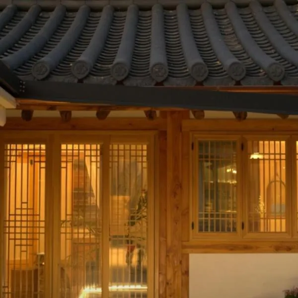 Dongparang hanok stay，位于庆州的酒店