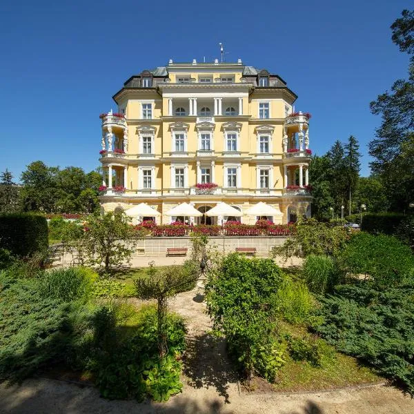 Imperial Spa & Kurhotel，位于弗兰季谢克矿泉镇的酒店