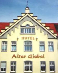 奥尔特吉贝尔酒店，位于博特罗普-基希黑伦的酒店