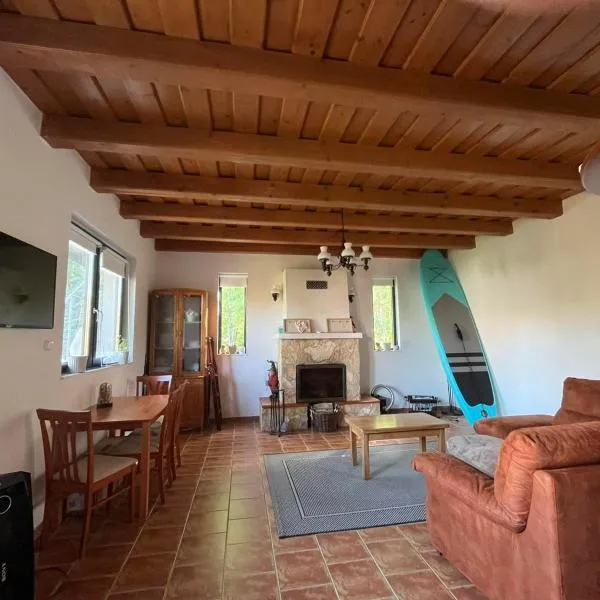 Véneki-pihi Vendégház，位于Vének的酒店